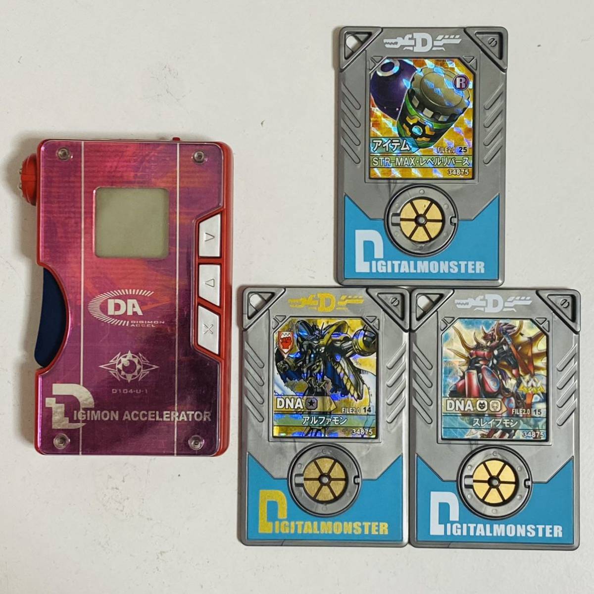 Digimon Accel Ultimate Genome Royal Red with 3 digital data plates
