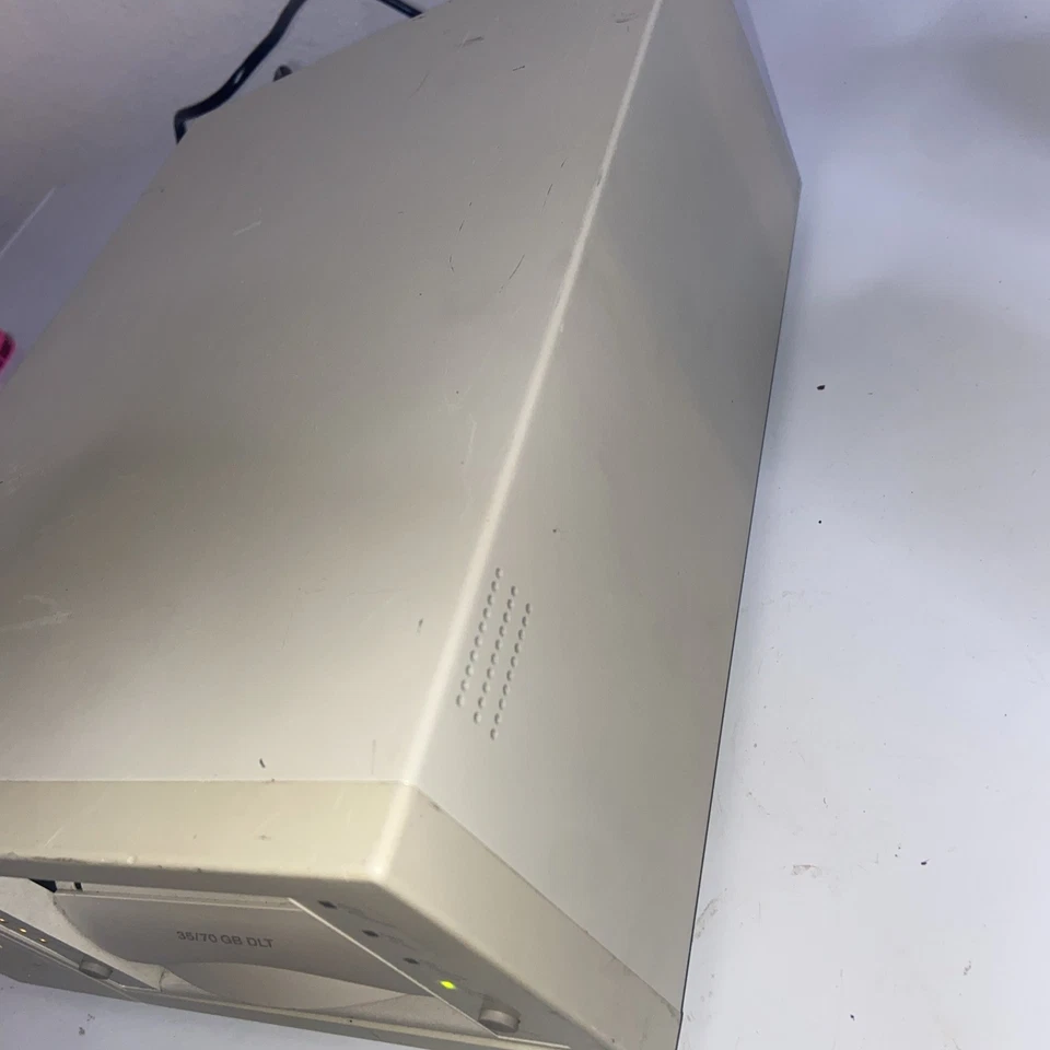 COMPAQ SERIES 3306 30-60085-08 35/70GB DLT  TAPE CARTRIDGE DRIVE WHITE GRADE B - Image 3 of 4