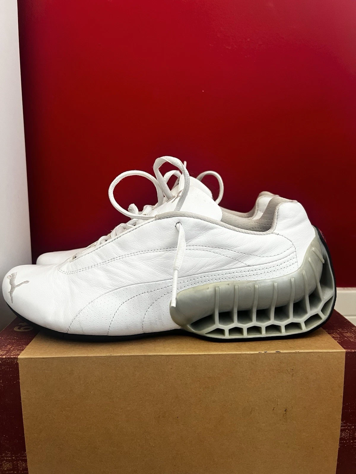 Scarpe da ginnastica uomo PUMA taglia 8 5 UK usate discrete condizioni