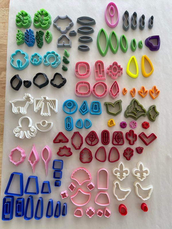 160pc Polymer Clay Cutters for Earrings & Craft  109 plastic shapes 51 metal