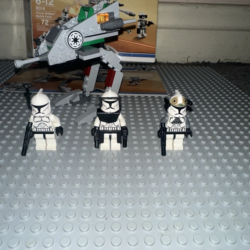 LEGO Star Wars 8014 Clone Walker Battle Pack Complete with Box and Manual - Image 4 of 4