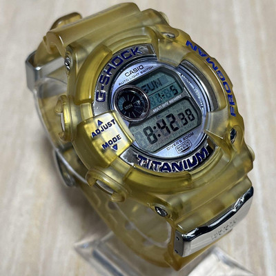 G-Shock Frogman DW-9900WC W.C.C.S Manta Used, Scratches on G-Shock Frogman DW-9900WC W.C.C.S Manta Used, Scratches on