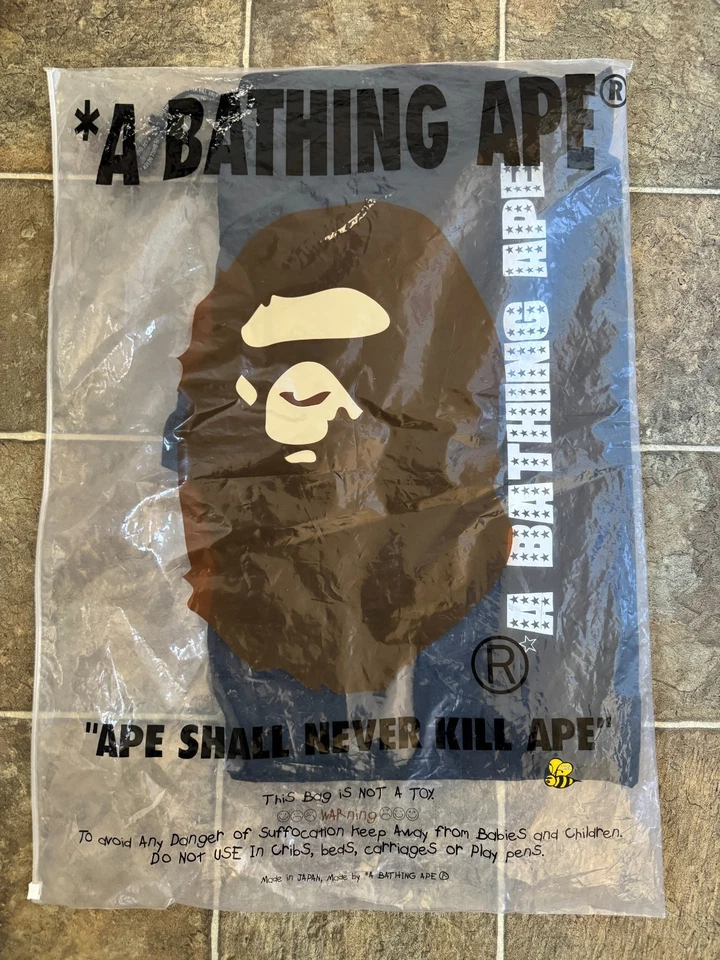 2001 A Bathing Ape Deadstock Black Medium Hooded Light Jacket - Image 2 of 4