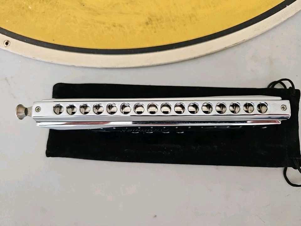 Swan 16-64 16 Holes Chromatic Harmonica & Bag - Beautiful Condition - Image 3 of 4