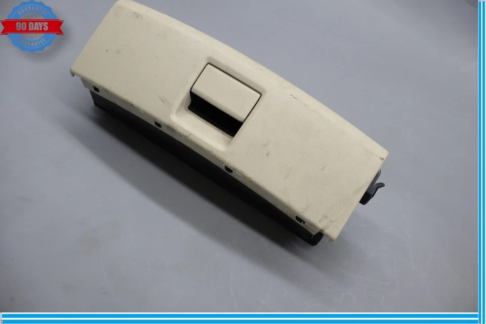 08-18 Audi A5 A5 Quattro Front Left Side Seat Lower Compartment Storage Tray Oem - Image 2 of 4