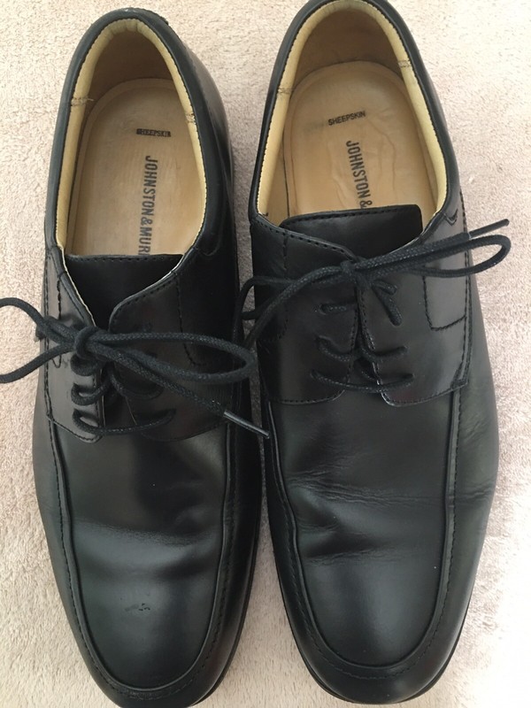 Johnson & Murphy  Mens Black Leather Shoes Size 101/2m Lace Up Cap  Dress Shoes