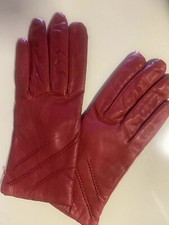 VAN RAALTE RED LEATHER GLOVES SIZE MEDIUM