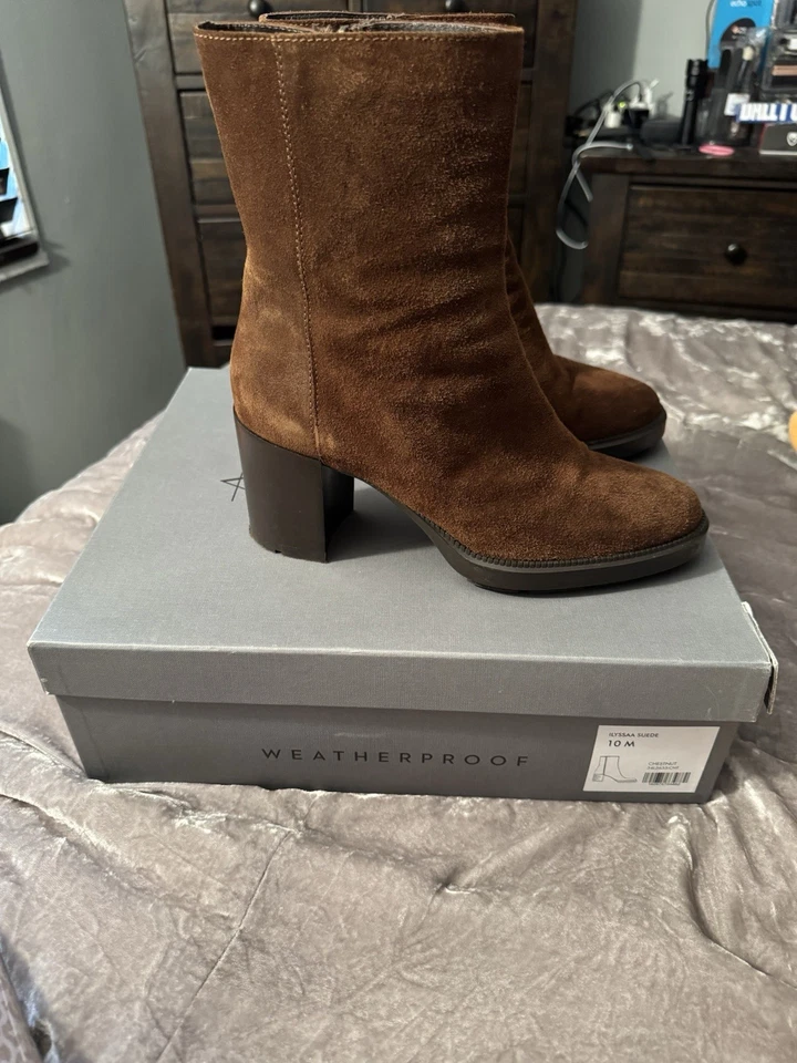 Bota Aquatalia Mujer Ilyssaa Gamuza Castaño Talla 10M Foto 4 de 4