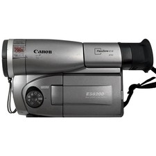 Canon ES8200V Hi-8 Analog Camcorder CAMCORDER ONLY/WORKS GREAT