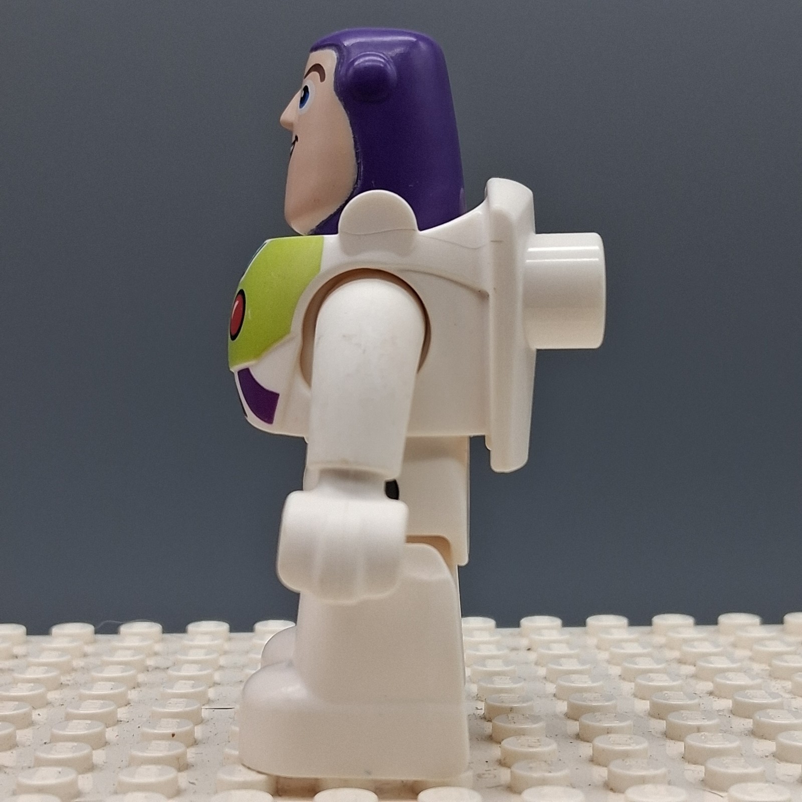 Lego Duplo Buzz Lightyear con minifigure tuta dettagliata foto 2