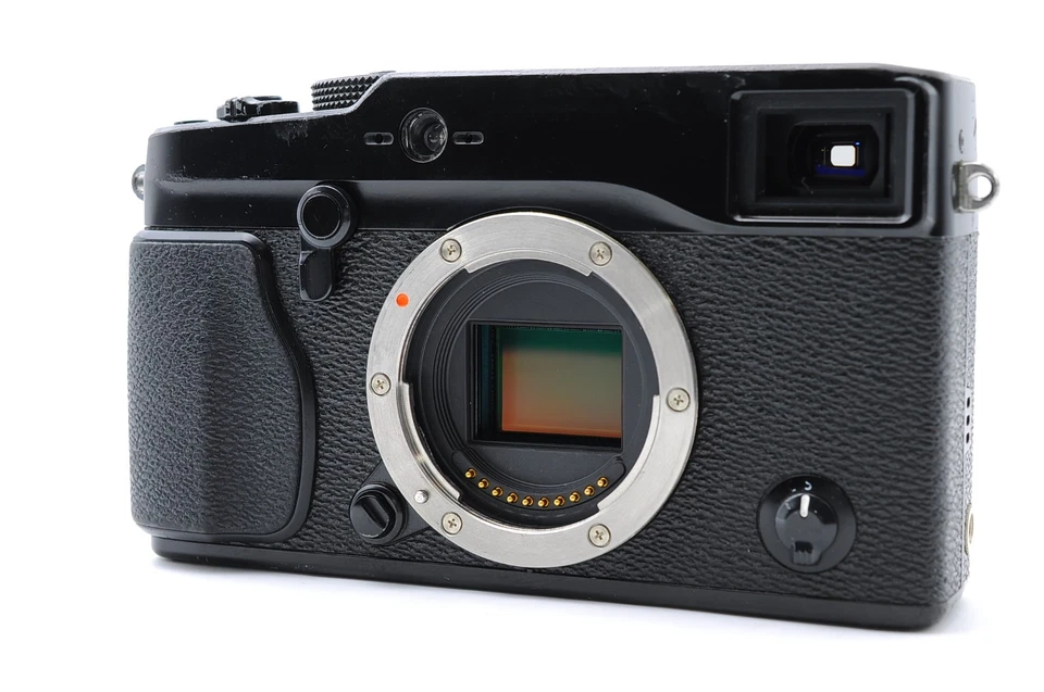 Near Mint in Box Fujifilm Fuji X Series X-Pro1 16.3MP Digital Camera Black Body - Image 3 of 4