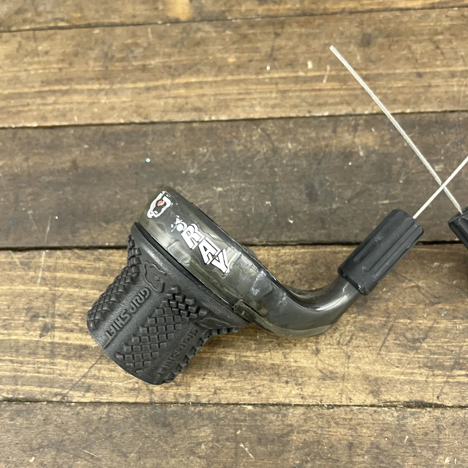 SRAM Grip Shift SRT 800X-81 Twist Shifters XRAY 3x7 velocidades MTB bicicleta humo 4,6 OZ Foto 2 de 4