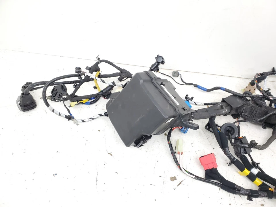 2021-2023 HYUNDAI SANTA FE 1.6 HYBRID AWD ENGINE MOTOR BAY WIRE HARNESS OEM - Image 4 of 4