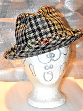 Vintage STETSON Fedora Gray, Black, Red, Blue Tweed Herringbone Wool Vtg. 7 1/4"