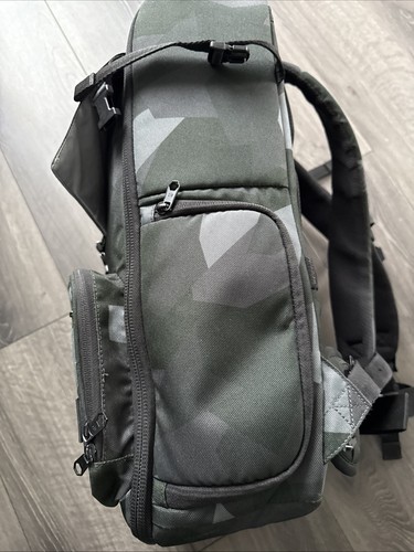Hex Camera Backpack  Camo - Picture 10 of 17