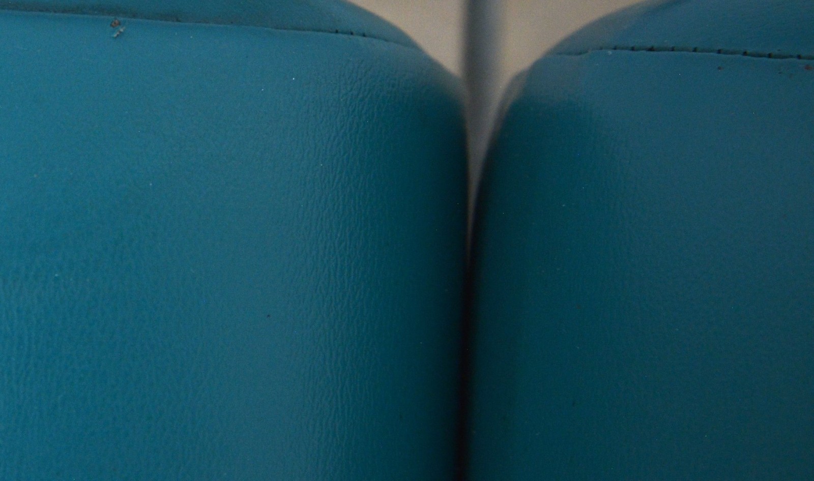 Elite STA Stationary Chiropractic Table w/ 4 Drops