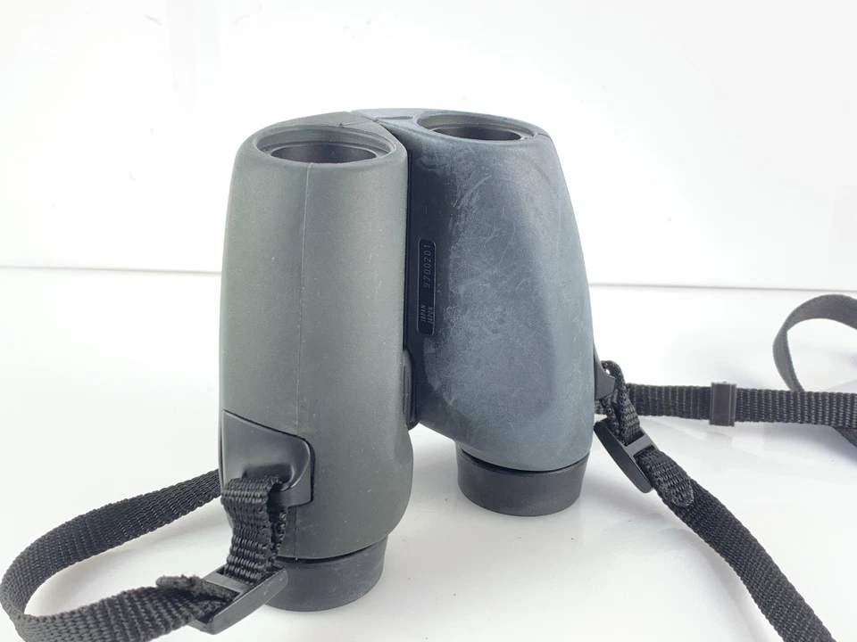 Canon 8 x 23A WP 6.4° Binoculars & Soft Case High Quality Compact & Waterproof - Image 4 of 4