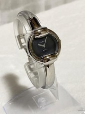GUCCI 1400L Bangle Watch APR Black Dial Women's Watch