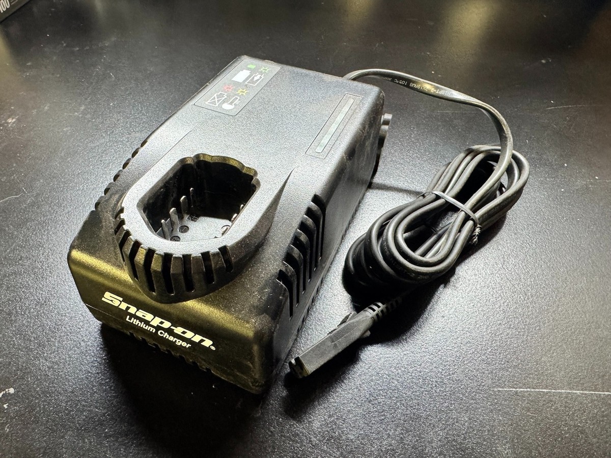 Snap-on Dual Voltage Lithium Battery Charger CTC772 for sale 