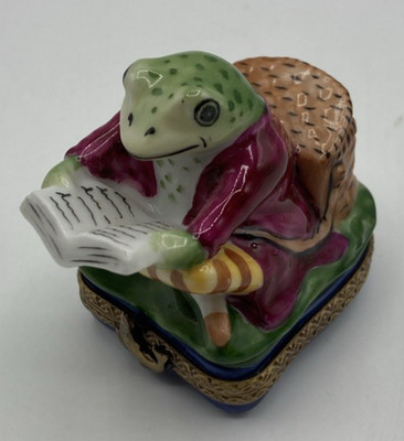 Limoges Marque Deposee Peint Main Porcelain Trinket Box Frog Reading