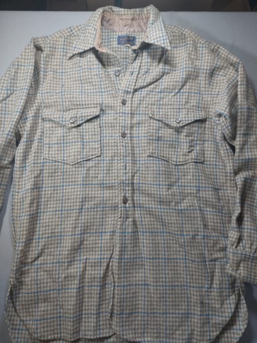 Vintage Men's PENDLETON Virgin Wool Sm/Med Flannel Button Up Made In Oregon USA