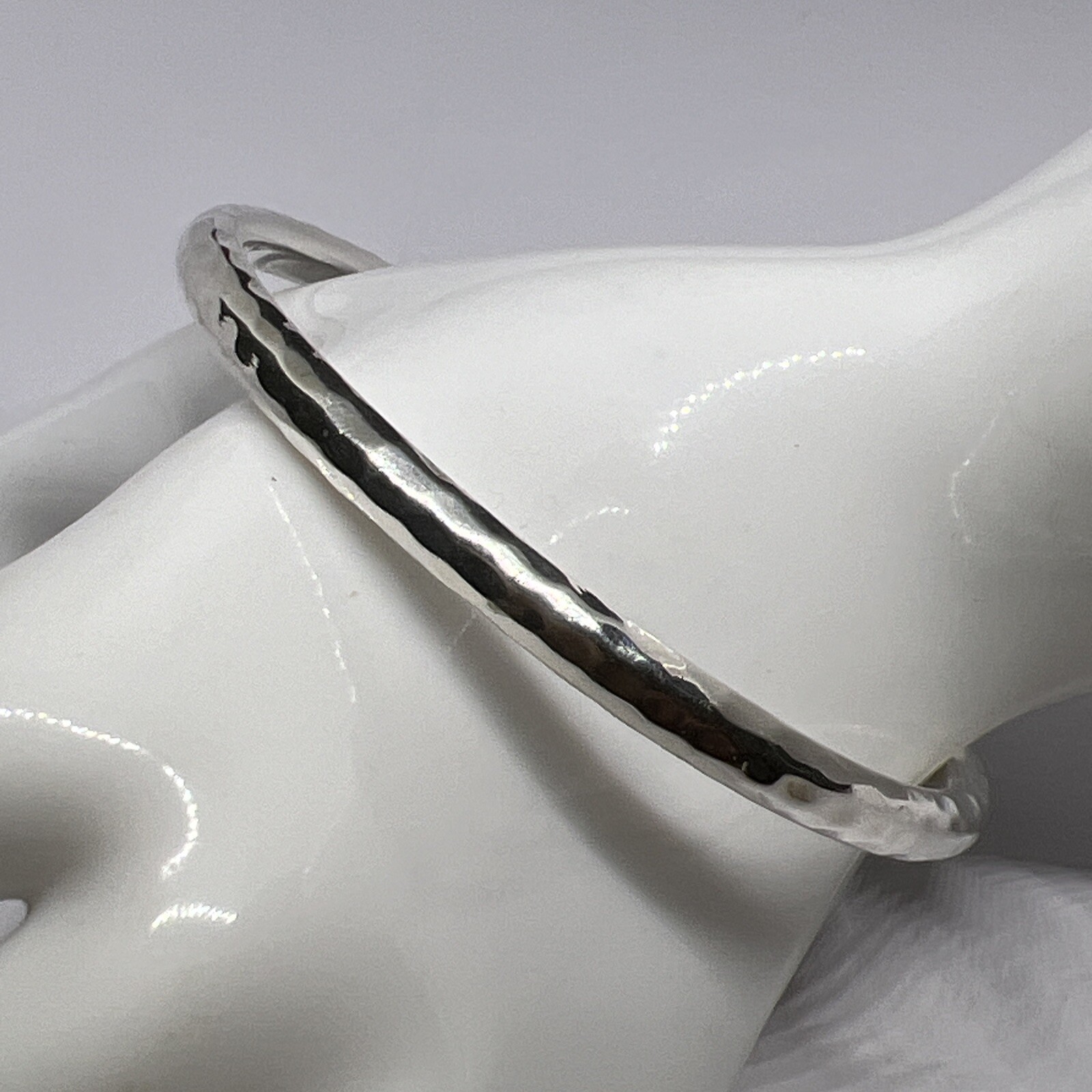 Signed Beautiful Hammered Solid 925 Sterling Silv… - image 2