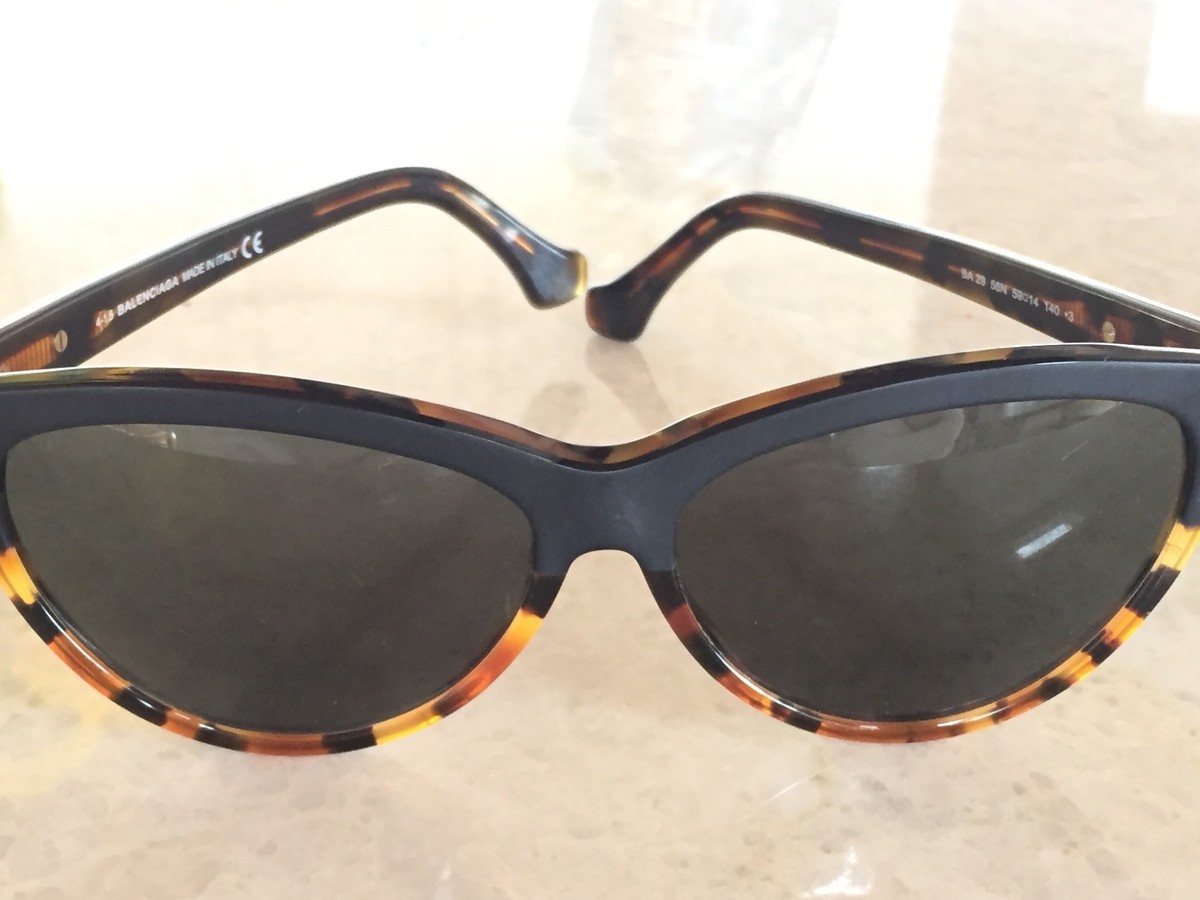 、 New BALENCIAGA Women's Sunglasses Black/Havana Ret $450 with case