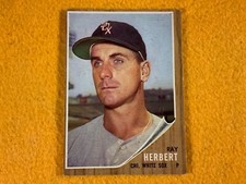 D8-55 BASEBALL CARD - RAY HERBERT - CHICAGO WHITE SOX - 1962 TOPPS - CARD #8