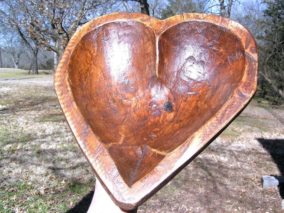 Large Wooden Heart bread bowl 2992 - Image 3 of 4