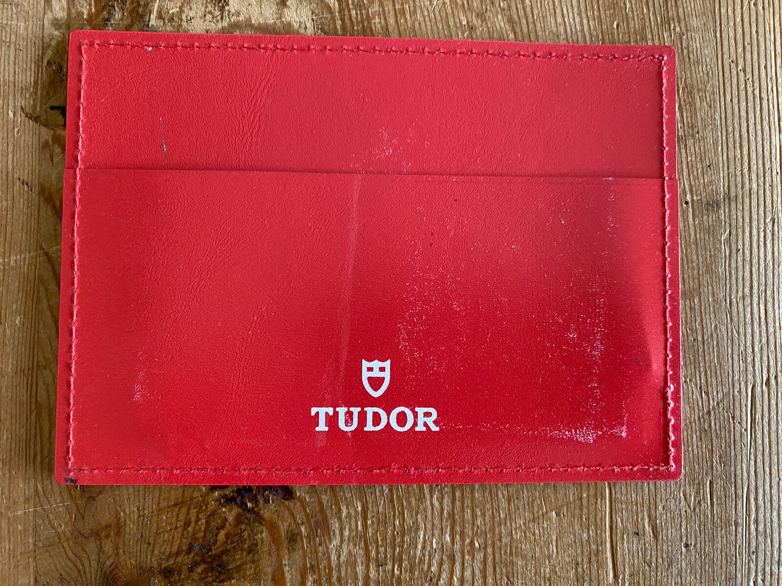 TUDOR Red Card Holder 11.7 X 8.5 Cm Slim RFID Blocking-image