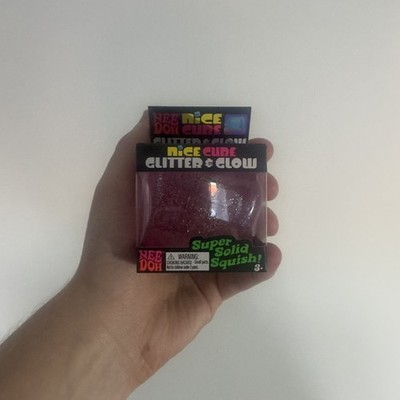 NeeDoh Nice Cube Glitter and Glow, Nee Doh Squishy, leuchtender Eiswürfel PINK