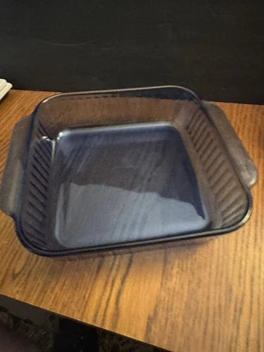 Vintage Pyrex Casserole Dish Cobalt Blue 8 x 8 x 2 Inch 222-S  2-Qt Made in USA