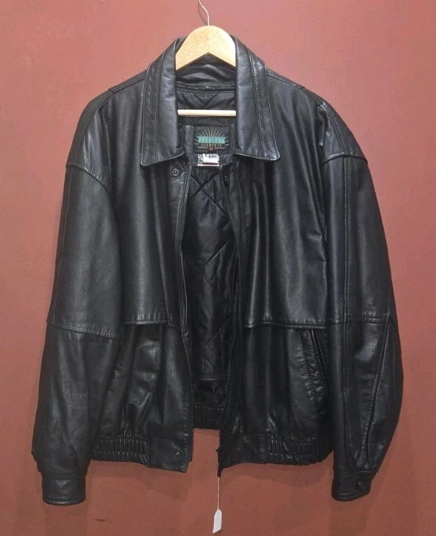 Chaqueta bomber de cuero de Peerless Foto 2 de 4