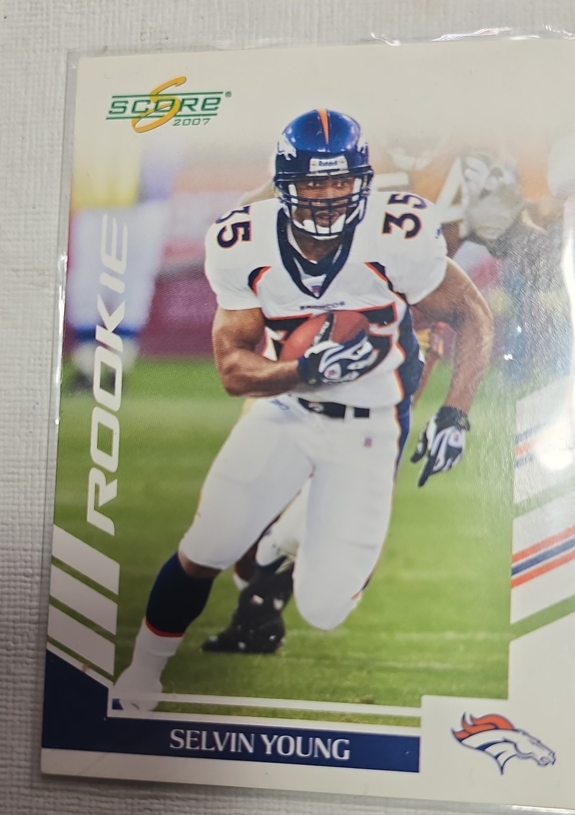 2007 Score - Rookie Selvin Young #424 Update (RC)