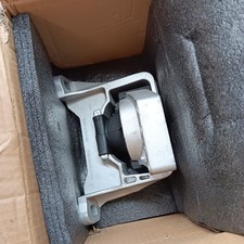 Front Engine Motor Mount For 2013-2016 Ford E...