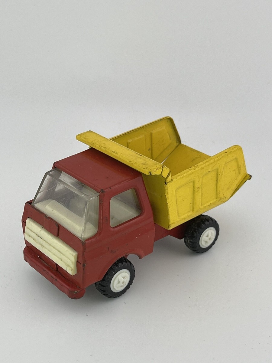 Vintage 1960s Tonka Metal Dump Truck – Red & Yellow Construction