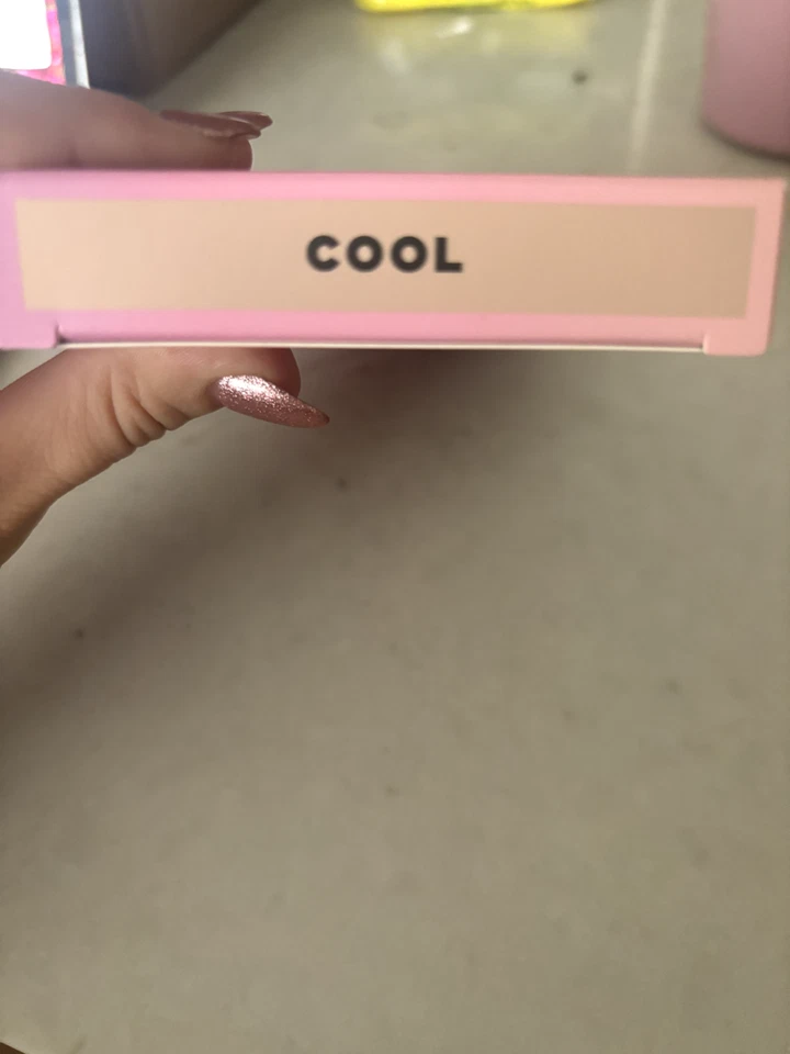 Urban Decay paleta multitarefa em forma nua em legal Novo Autêntico EM CAIXA - Imagem 2 de 3