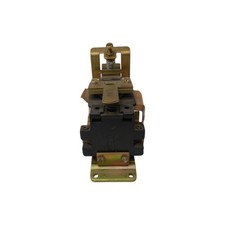GENERAL ELECTRIC IC2820D300A28 600VAC 10A NSNP