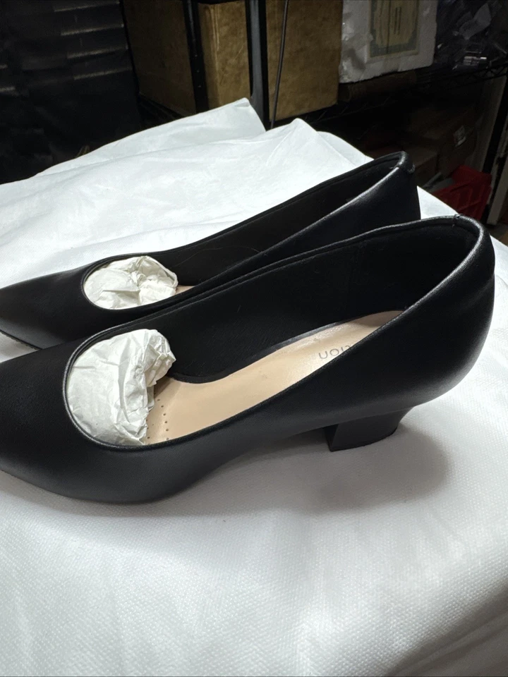 Женские туфли-лодочки Clarks Collection Teresa на каблуках черная кожа размер 8 М - Изображение 2 из 4