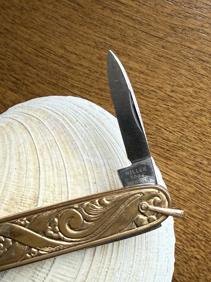 Engraved Victorian Gold Pocket Knife Miller Bros 2 Blade Ornate - Image 4 of 4