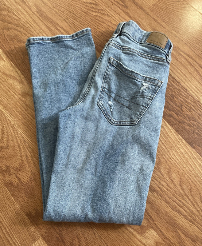 American Eagle Womens Straight Jeans Light Wash Distressed 8 Regular