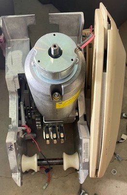 Acorn stair lift MOTOR DRIVE UNIT w/ Footrest for Superglide 120 stairlift Right