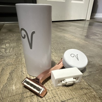 V Women's Rose Gold & White Cartridge Razor Set Metal Handle w/ Cartridges
