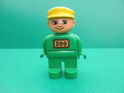 Lego Duplo Figur Mann Zoo Tierpfleger Tierpark  grün gelbe Kappe (050223C)