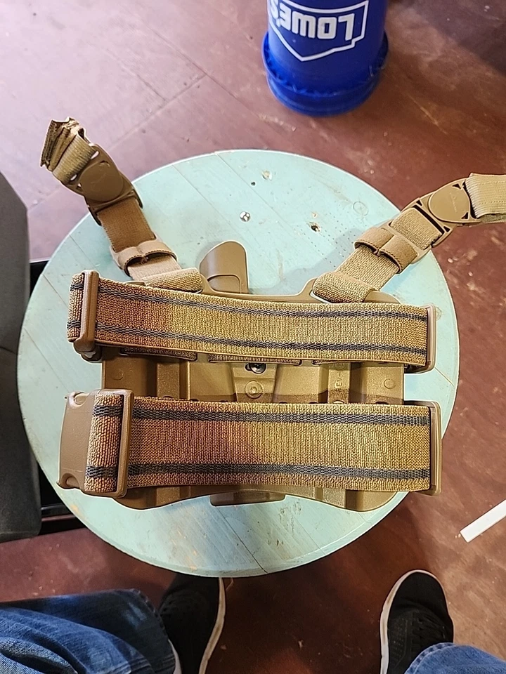 BLACKHAWK Rh Level 3 Tactical Holster Tan military certified - Image 2 of 3