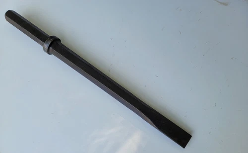 7/8"  x 4-1/4" HEX Shank ~ NARROW CHISEL BIT ~ 18" Long ~ Paving Breaker ~ GOOD