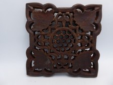 VINTAGE WOODEN CARVED GRAPE LEAF CRAFTSMAN TIMBER TEA POT TEAPOT STAND TRIVET