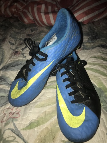 nike hypervenom neon yellow