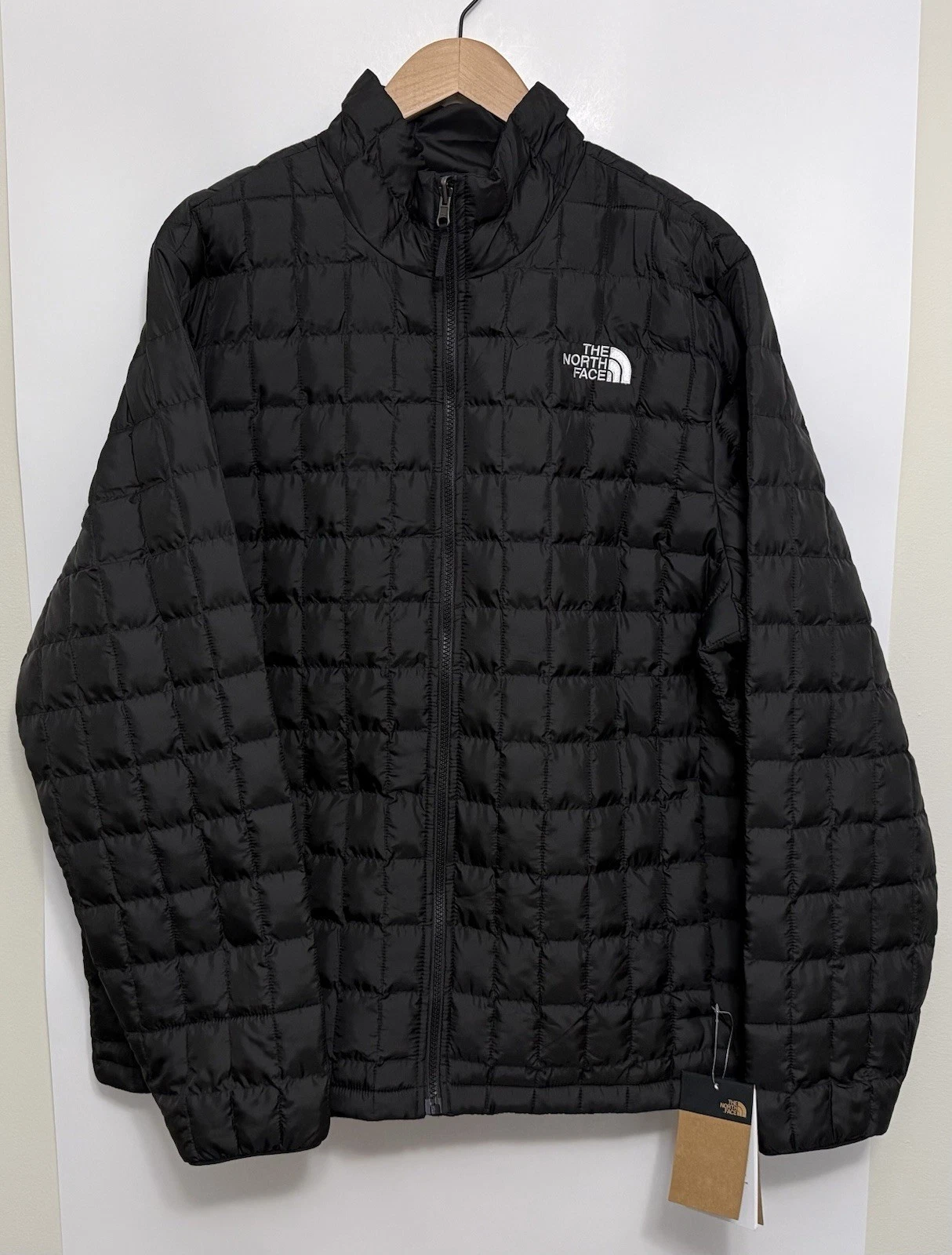 The North Face Men’s Thermoball Insulated Jacket Size Large- TNF Black NWT
Opens in a new window or
