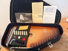 Oscar Schmidt Model 21 CR Autoharp w Case